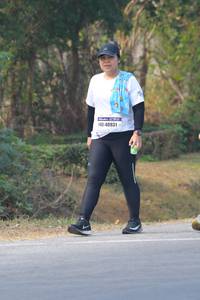 BIB: 40931
                            <button type="button" onclick="openModal(9920028)" class="btn btn-primary btn-sm float-right btn-popup" data-toggle="modal" data-target=".modal-high-quality">
                        <i class="fas fa-shopping-cart"></i> Add to Cart
                    </button>
                                            <button type="button" onclick="isThisMe(9920028, true)" class="btn btn-success btn-sm float-right btn-popup btn-isme hidden" data-toggle="tooltip" data-placement="bottom" title="นี่คือรูปของคุณใช่ไหม คลิกที่นี่เพื่อเอาเข้าอัลบั้ม">
                        <i class="fas fa-plus"></i> Add to album
                    </button>
                    <button type="button" onclick="isThisMe(9920028, false)" class="btn btn-warning btn-sm float-right btn-popup btn-isnotme hidden">
                        <i class="fas fa-ban"></i> Remove from album
                    </button>